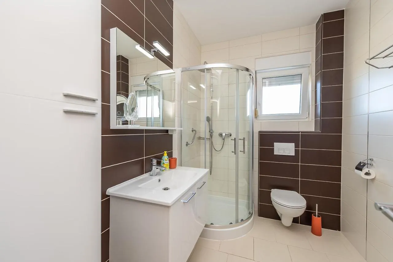 Antonio Apartments Sukosan Croatia