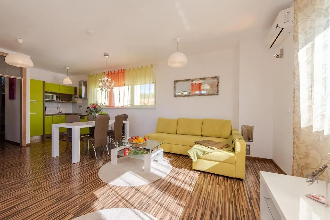 Antonio Apartments Sukosan